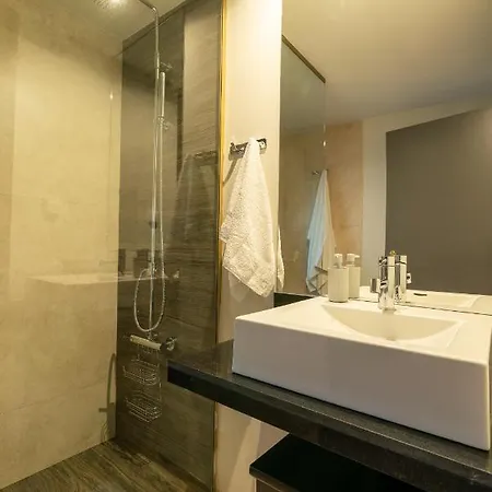 Calheta Tangerine House Вилла *