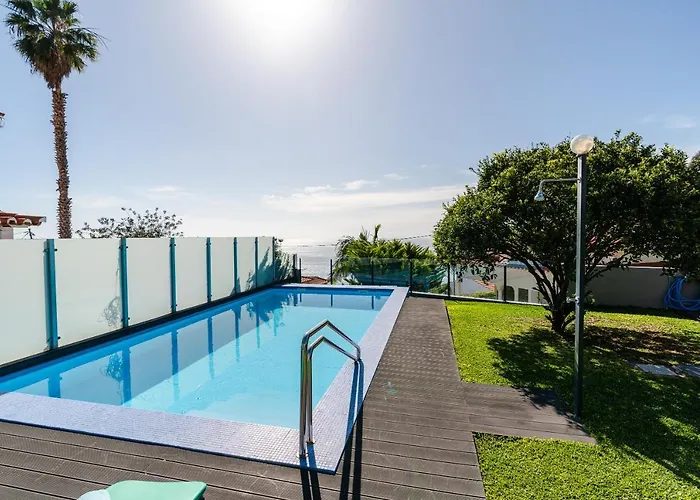 Calheta Tangerine House * アルコ・ダ・カリェタ