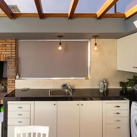 Calheta Tangerine House *