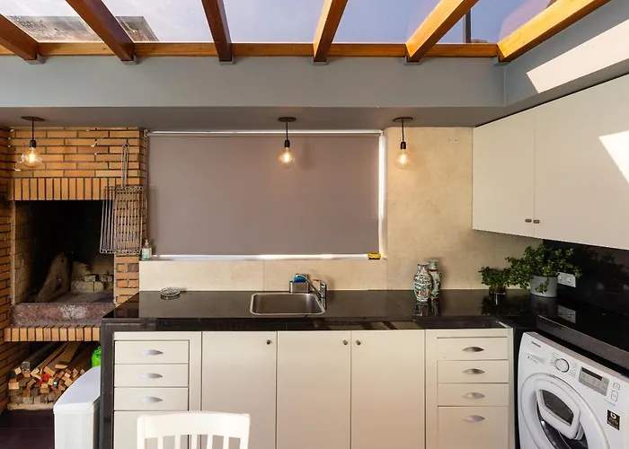 Calheta Tangerine House *