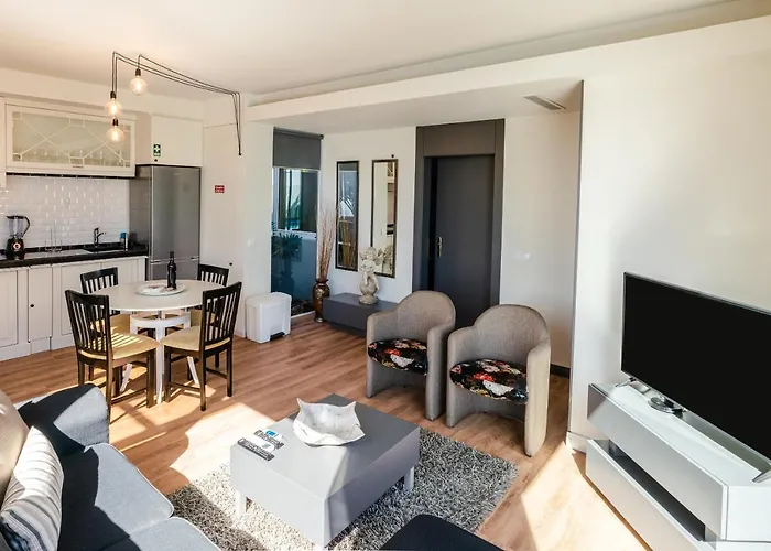 Villa Calheta Tangerine House *